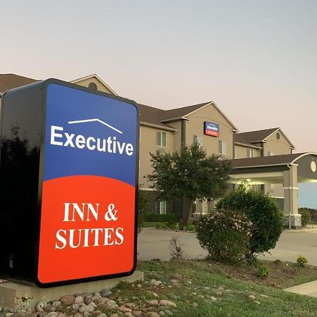 Executive Inn & Suites Marlin 外观 照片