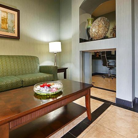 Executive Inn & Suites Marlin 外观 照片