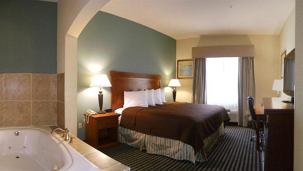 Executive Inn & Suites Marlin 外观 照片